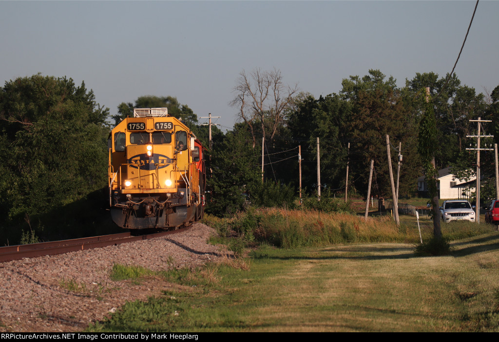 BNSF 1755